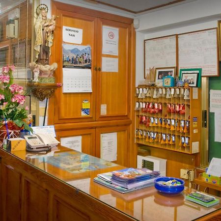 Pension Venecia سالو المظهر الخارجي الصورة